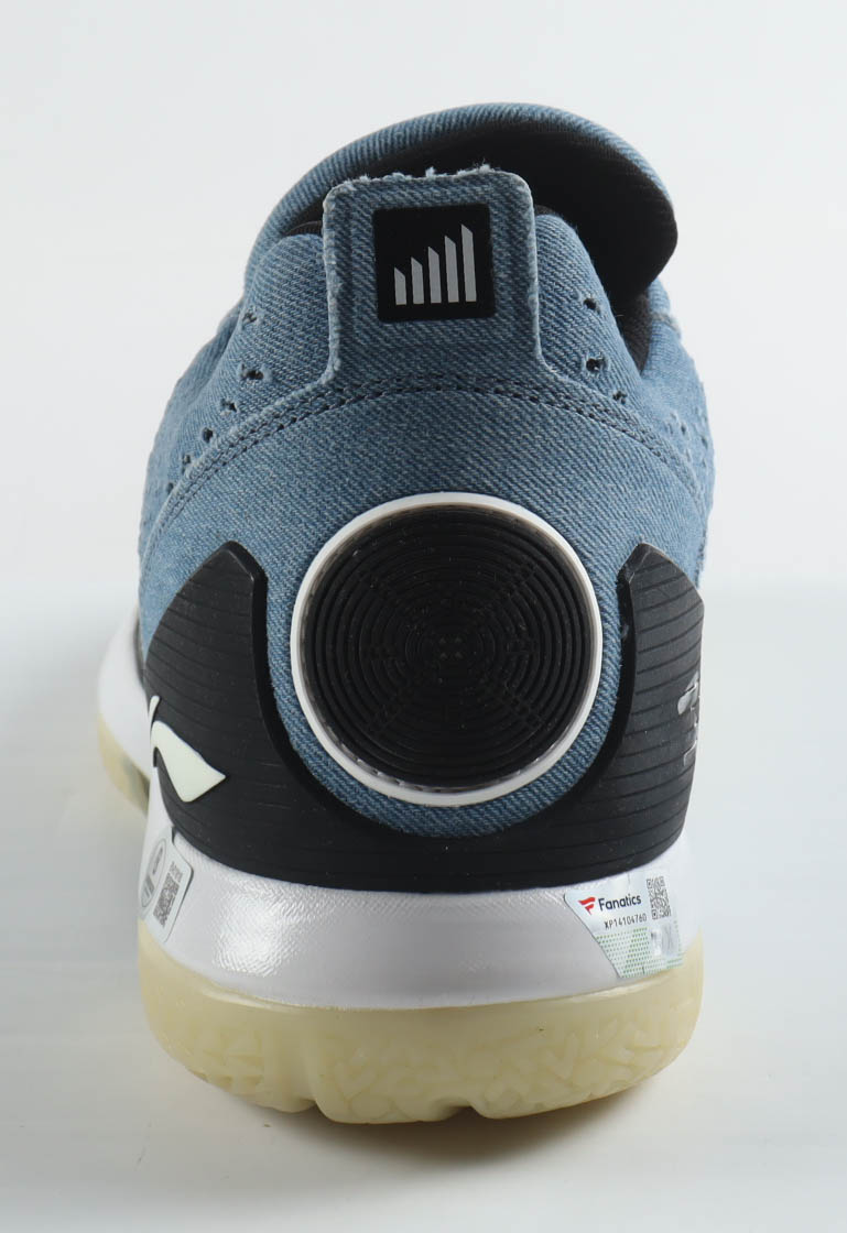 Dwyane Wade Signed Li-Ning Basketball Shoe (Fanatics & Beckett) at PristineAuction.com Dwyane Wade Signed Li-Ning Basketball Shoe (Fanatics & Beckett) at PristineAuction.com