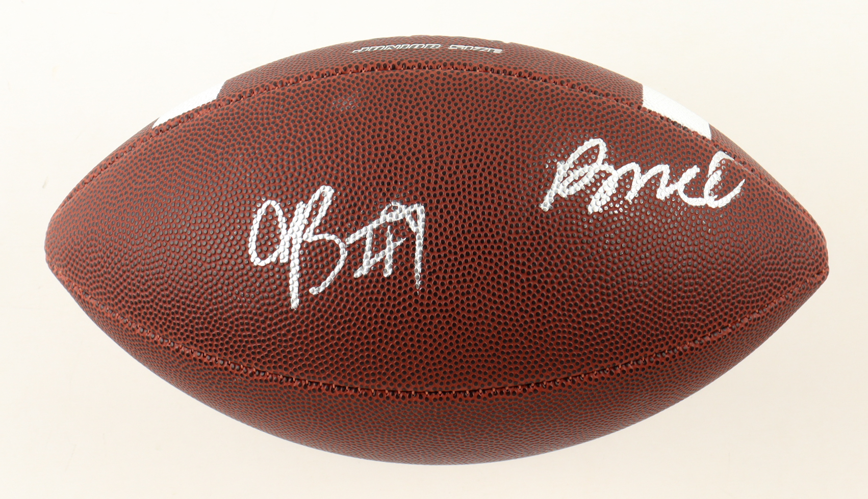 Jaquan Brisker & Rome Odunze Signed NCAA Football (PSA) at PristineAuction.com Jaquan Brisker & Rome Odunze Signed NCAA Football (PSA) at PristineAuction.com