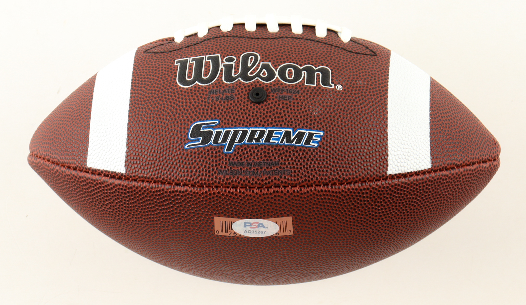 Jaquan Brisker & Rome Odunze Signed NCAA Football (PSA) at PristineAuction.com Jaquan Brisker & Rome Odunze Signed NCAA Football (PSA) at PristineAuction.com