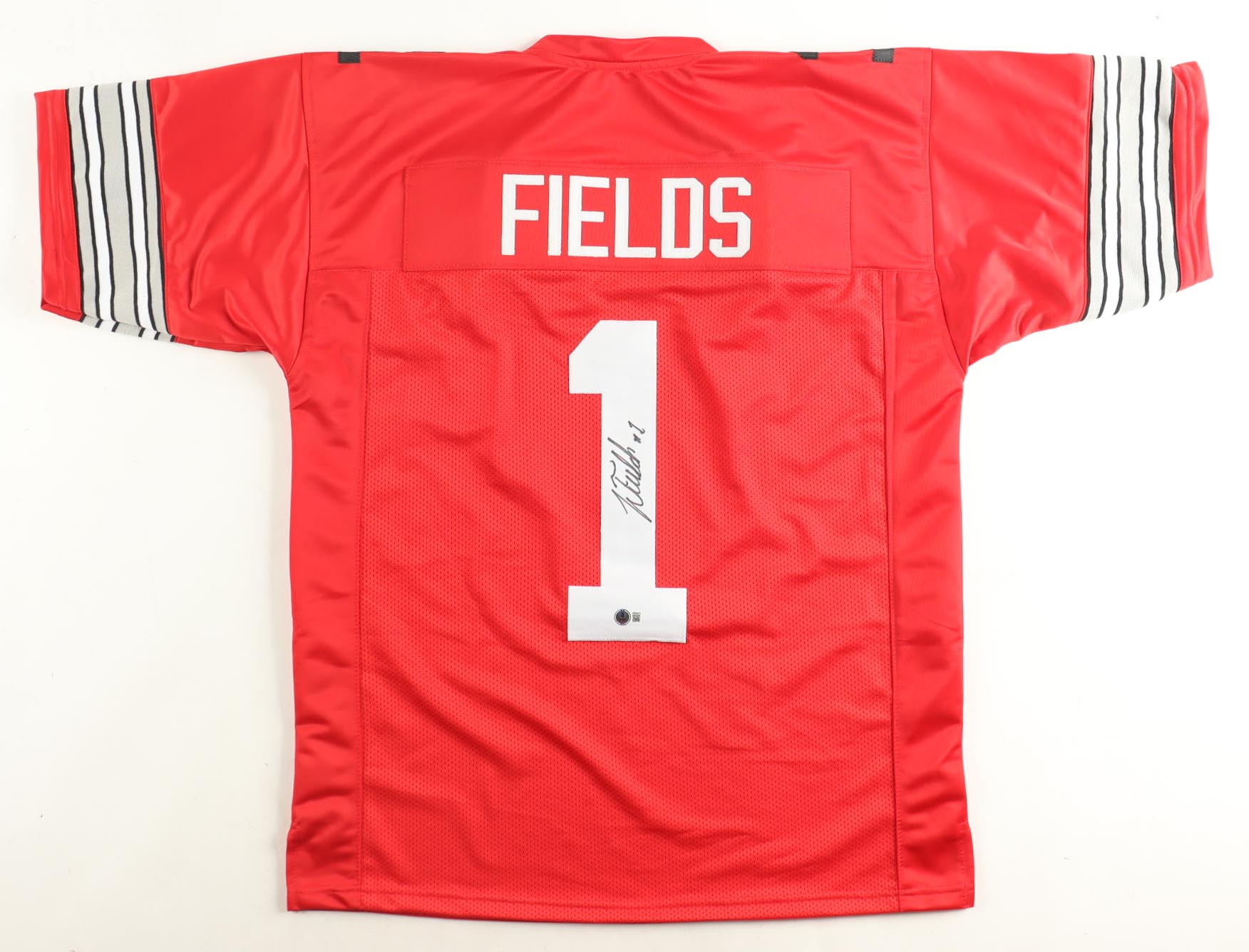 Justin Fields Signed Jersey (Beckett) at PristineAuction.com Justin Fields Signed Jersey (Beckett) at PristineAuction.com