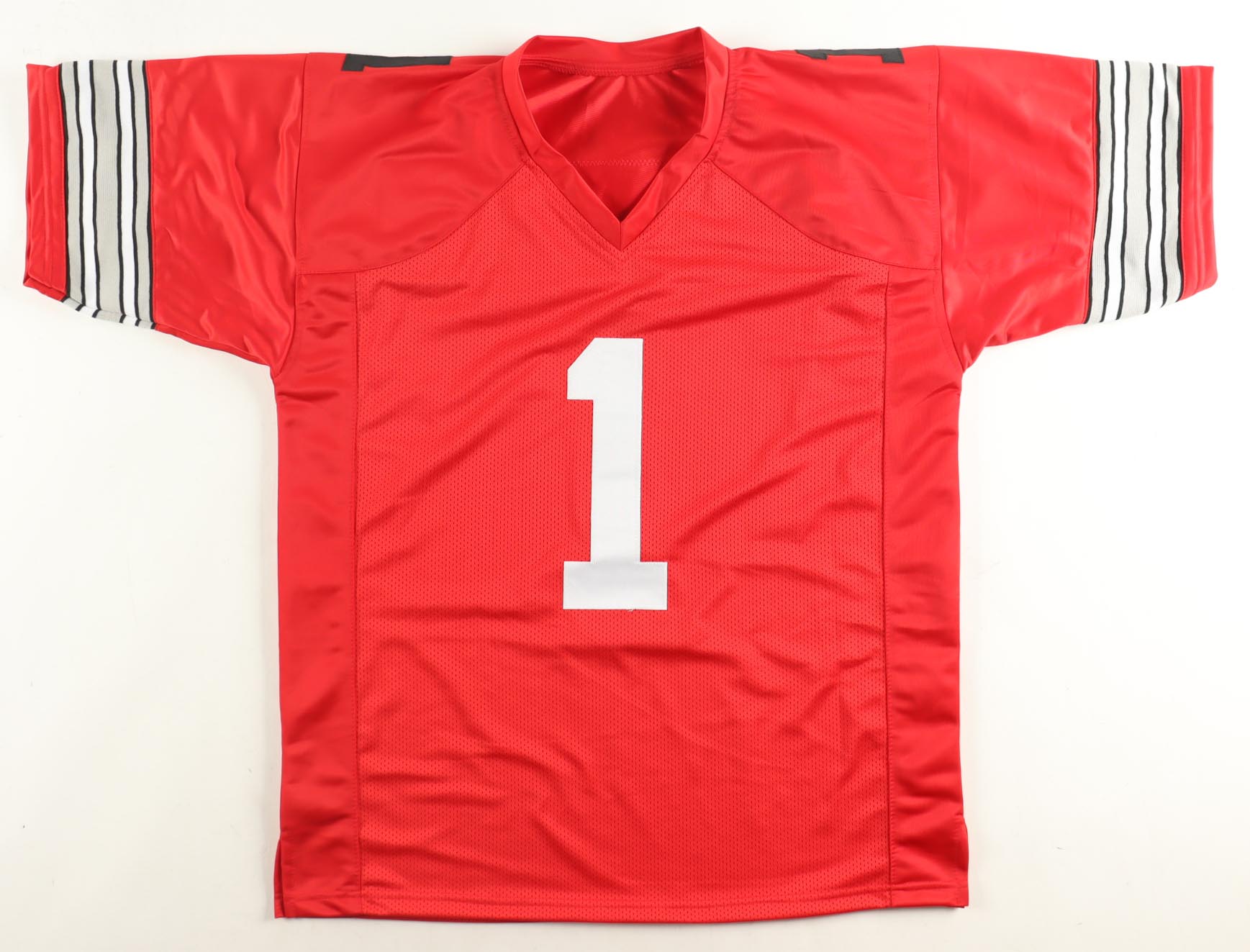 Justin Fields Signed Jersey (Beckett) at PristineAuction.com Justin Fields Signed Jersey (Beckett) at PristineAuction.com