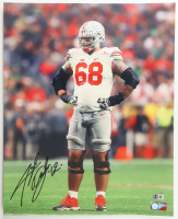 Taylor Decker Signed Ohio State Buckeyes 16x20 Photo (Beckett) at PristineAuction.com