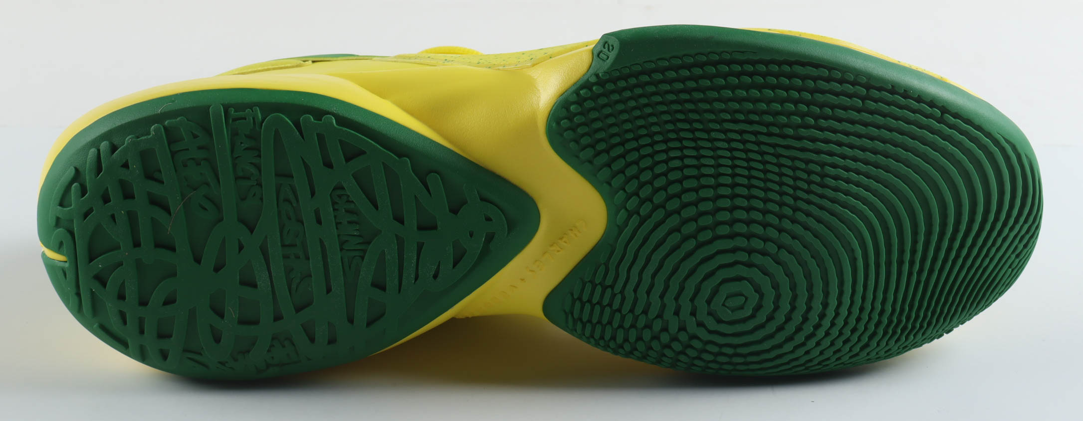 Giannis Antetokounmpo Signed Player Edition Basketball Shoe (Beckett) at PristineAuction.com Giannis Antetokounmpo Signed Player Edition Basketball Shoe (Beckett) at PristineAuction.com