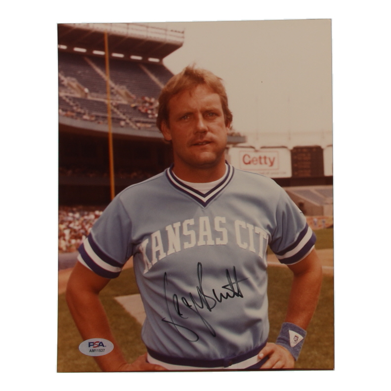 George Brett Signed Royals 8x10 Photo (PSA) at PristineAuction.com George Brett Signed Royals 8x10 Photo (PSA) at PristineAuction.com