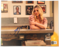 Abby Elliott Signed "The Bear" 8x10 Photo (Beckett) at PristineAuction.com