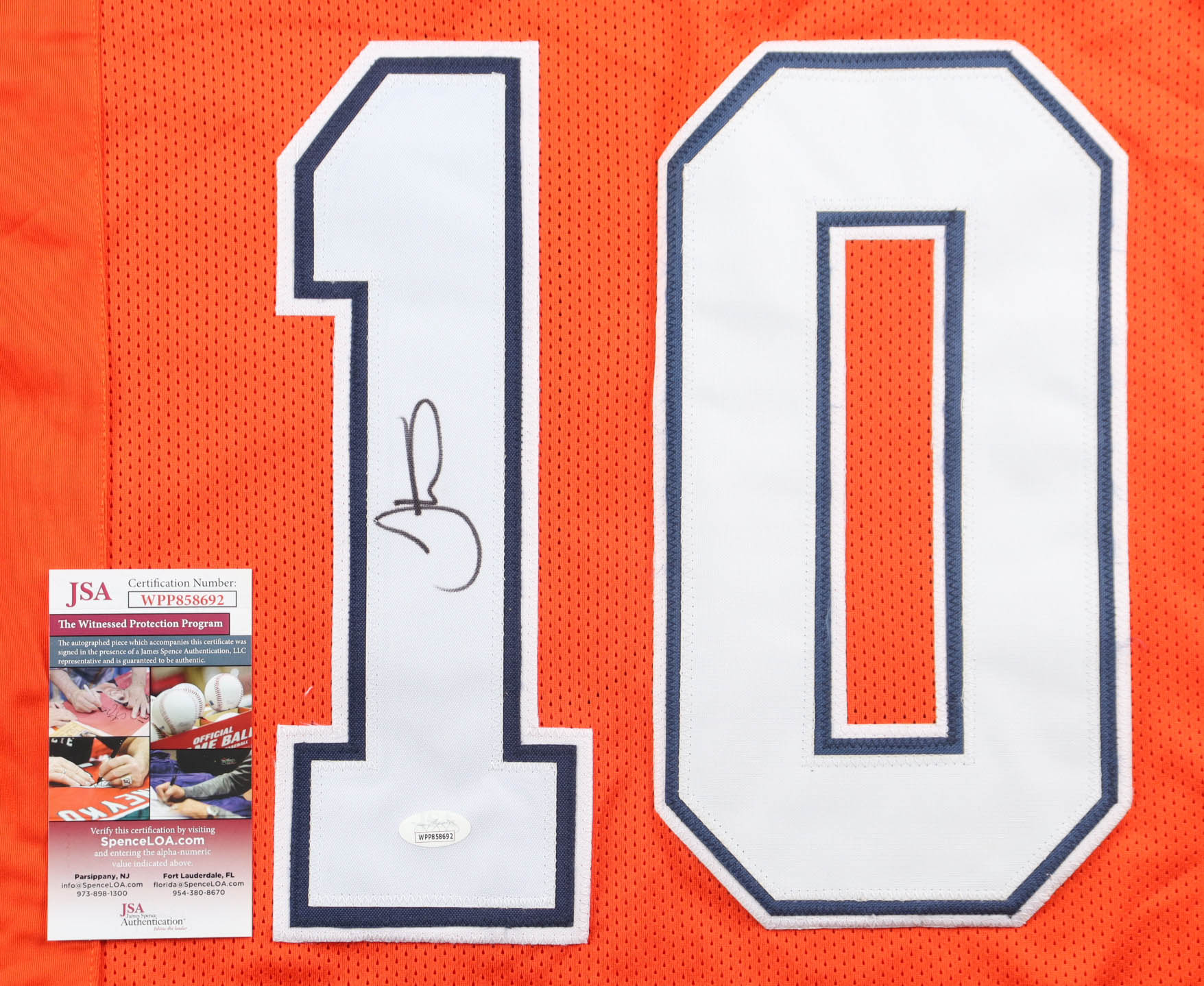 Tyreek Hill Signed Jersey (JSA) at PristineAuction.com Tyreek Hill Signed Jersey (JSA) at PristineAuction.com