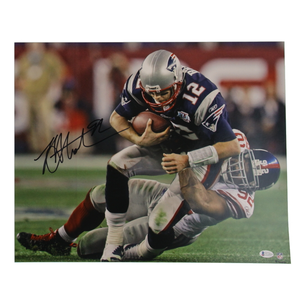 Michael Strahan Signed Giants 16x20 Photo (Beckett) at PristineAuction.com