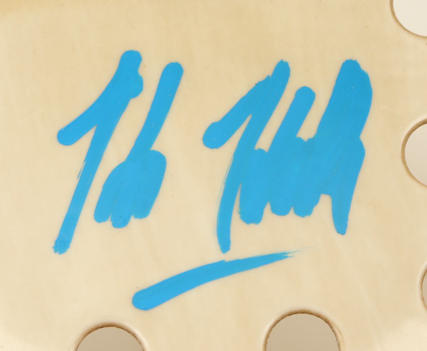 Kane Hodder Signed "Friday the 13th" Mask (Beckett) at PristineAuction.com Kane Hodder Signed "Friday the 13th" Mask (Beckett) at PristineAuction.com