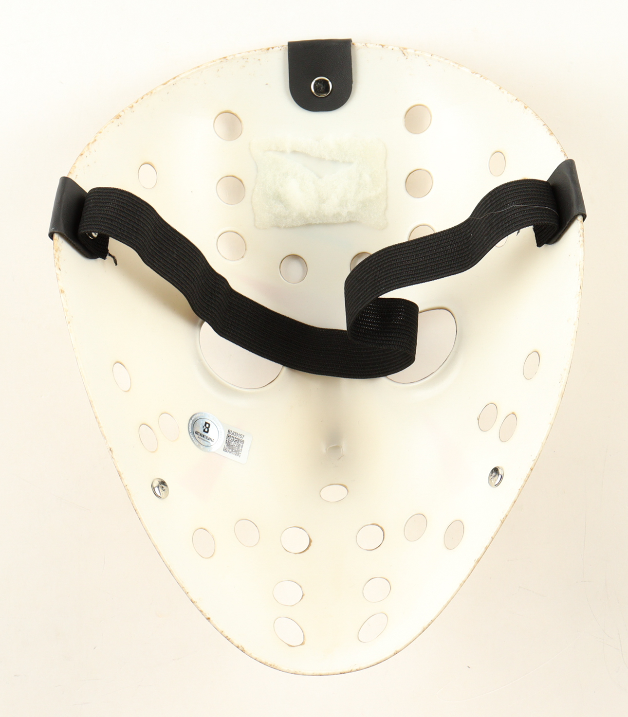 Kane Hodder Signed "Friday the 13th" Mask (Beckett) at PristineAuction.com Kane Hodder Signed "Friday the 13th" Mask (Beckett) at PristineAuction.com