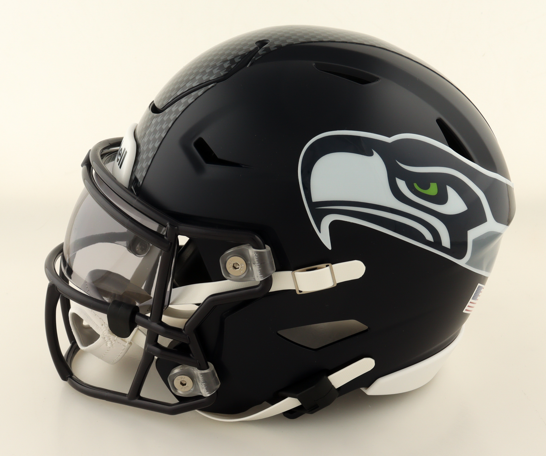 Earl Thomas Signed Seahawks Mid-Size SpeedFlex Helmet With Visor Inscribed "Legion of Boom" (Beckett) at PristineAuction.com Earl Thomas Signed Seahawks Mid-Size SpeedFlex Helmet With Visor Inscribed "Legion of Boom" (Beckett) at PristineAuction.com