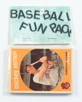 1959 Topps Baseball Card Fun Pack with (10) Cards at PristineAuction.com