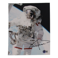 Chris Hadfield Signed 8x10 Photo (Beckett) at PristineAuction.com
