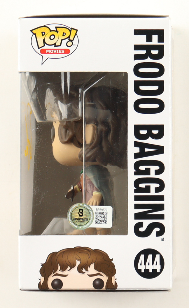 Elijah Wood Signed "The Lord of the Rings" #444 Frodo Baggins Funko Pop! Vinyl Figure (Beckett) at PristineAuction.com Elijah Wood Signed "The Lord of the Rings" #444 Frodo Baggins Funko Pop! Vinyl Figure (Beckett) at PristineAuction.com