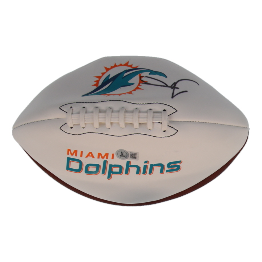 Tyreek Hill Signed Dolphins Logo Football (Beckett) at PristineAuction.com Tyreek Hill Signed Dolphins Logo Football (Beckett) at PristineAuction.com