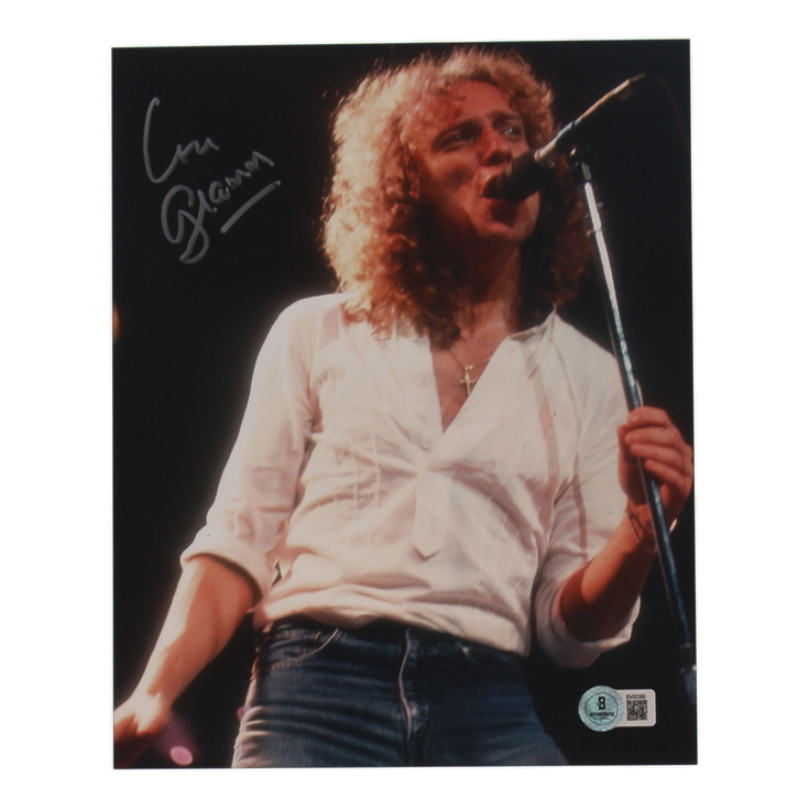 Lou Gramm Signed 8x10 Photo (Beckett) at PristineAuction.com Lou Gramm Signed 8x10 Photo (Beckett) at PristineAuction.com