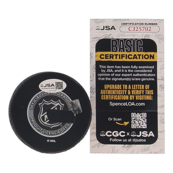 Steve Yzerman Signed Red Wings Logo Hockey Puck (JSA) at PristineAuction.com Steve Yzerman Signed Red Wings Logo Hockey Puck (JSA) at PristineAuction.com