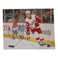 Chris Chelios Signed Red Wings 8x10 Photo (Beckett) at PristineAuction.com