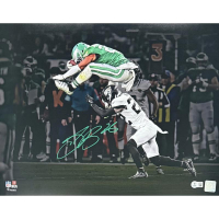 Saquon Barkley Signed Eagles "Reverse Hurdle" 16x20 Photo (Beckett) at PristineAuction.com