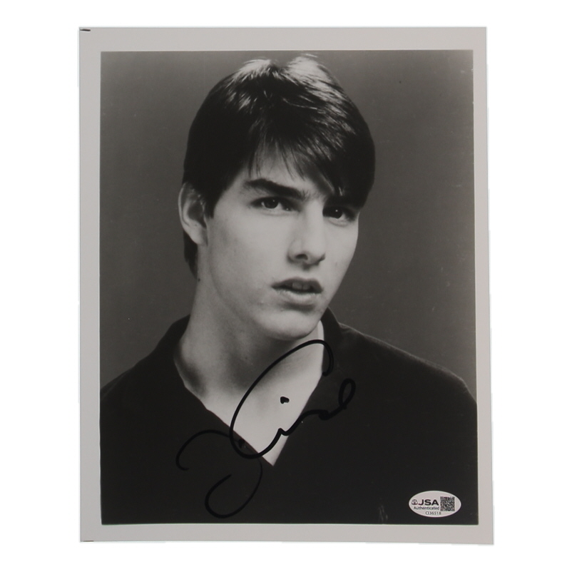 Tom Cruise Signed 8x10 Photo (JSA) at PristineAuction.com Tom Cruise Signed 8x10 Photo (JSA) at PristineAuction.com