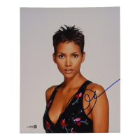 Halle Berry Signed 8x10 Photo (JSA) at PristineAuction.com