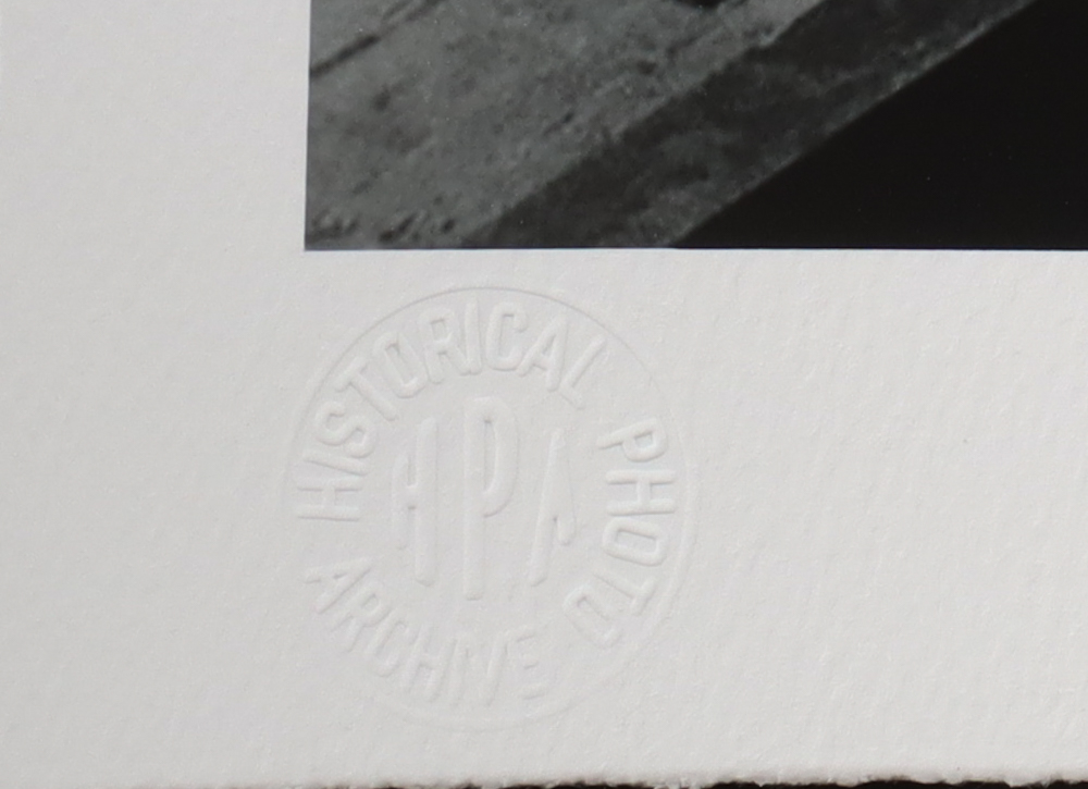 Historical Photo Archive - "Lunch atop a Skyscraper" 1932 Limited Edition 16x22.5 Fine Art Giclee on Paper # 118 /375 at PristineAuction.com Historical Photo Archive - "Lunch atop a Skyscraper" 1932 Limited Edition 16x22.5 Fine Art Giclee on Paper # 118 /375 at PristineAuction.com