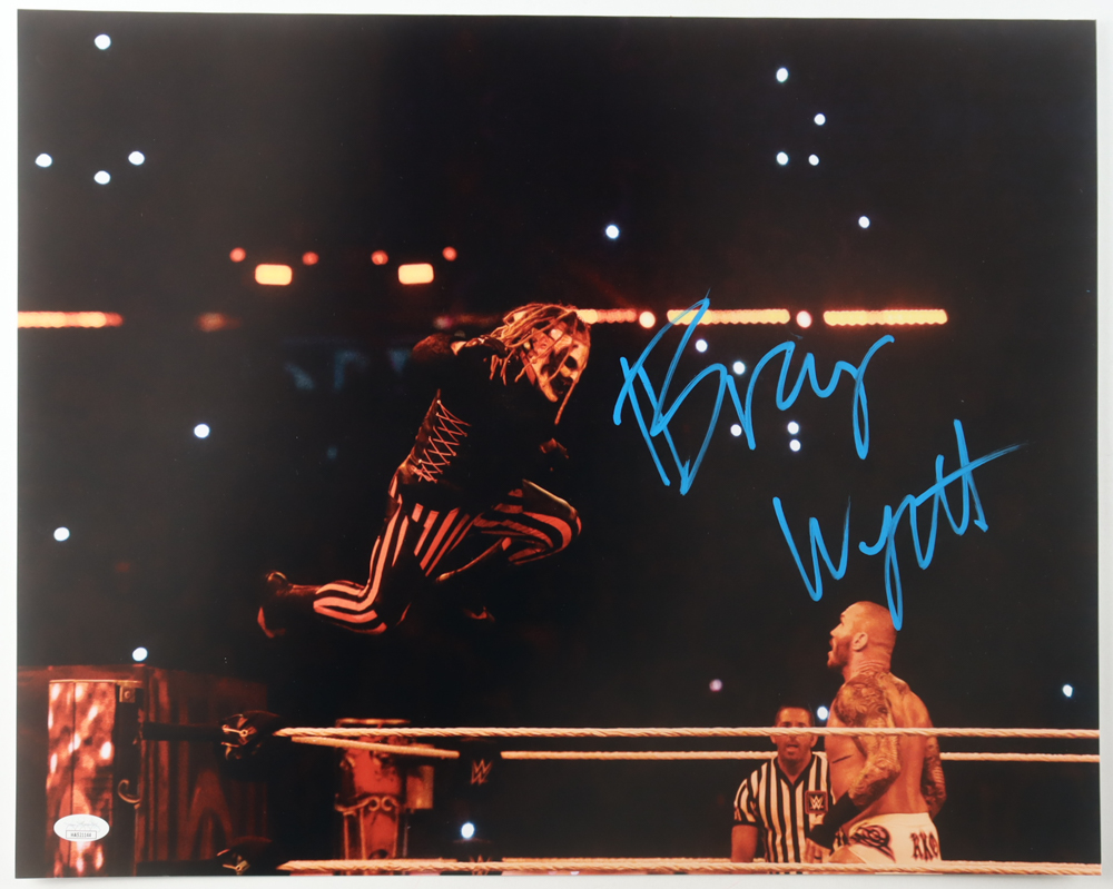 Bray Wyatt Signed WWE 16x20 Photo (Authentic Ink) at PristineAuction.com Bray Wyatt Signed WWE 16x20 Photo (Authentic Ink) at PristineAuction.com