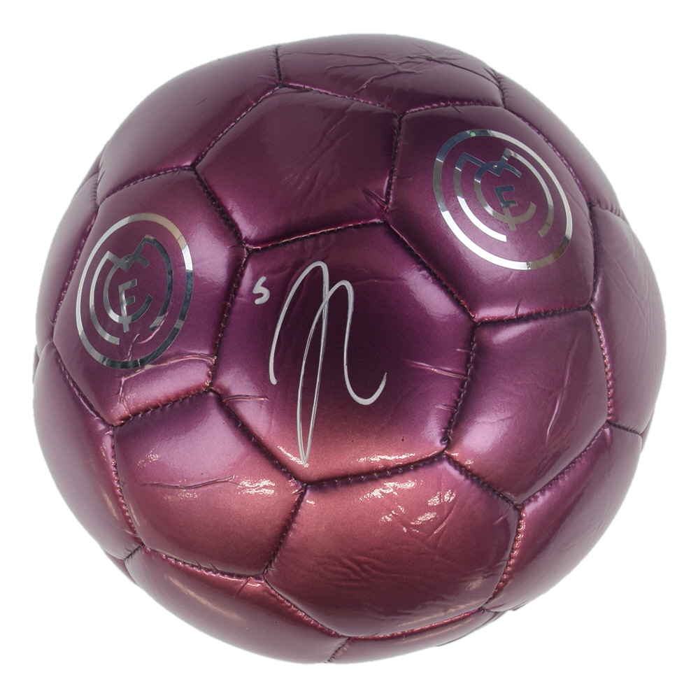 Jude Bellingham Signed Real Madrid Logo Soccer Ball (Beckett) at PristineAuction.com Jude Bellingham Signed Real Madrid Logo Soccer Ball (Beckett) at PristineAuction.com