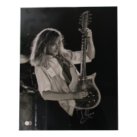 Robin Zander Signed 16x20 Photo (Beckett) at PristineAuction.com
