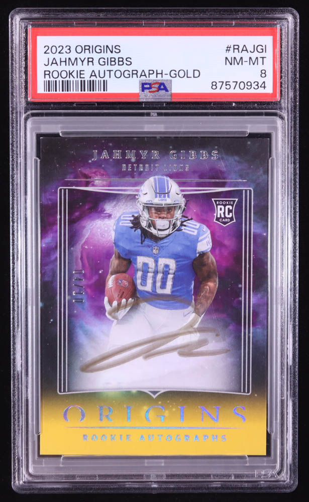 Jahmyr Gibbs 2023 Panini Origins Rookie Autographs Gold #11 RC #4/10 (PSA 8) at PristineAuction.com Jahmyr Gibbs 2023 Panini Origins Rookie Autographs Gold #11 RC #4/10 (PSA 8) at PristineAuction.com