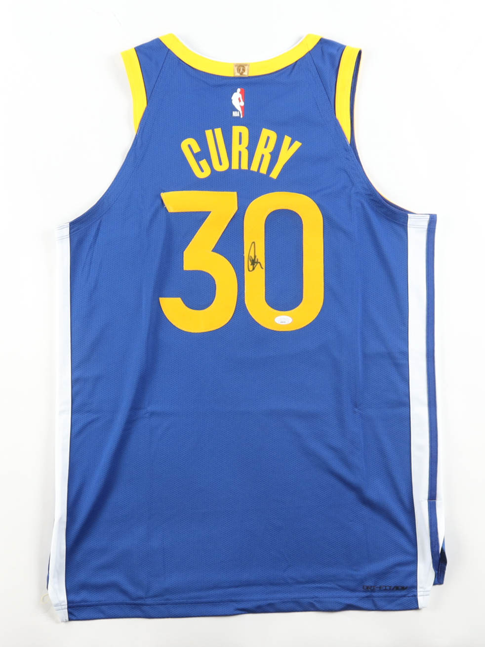 Stephen Curry Signed Warriors Nike Authentic Jersey (JSA) at PristineAuction.com Stephen Curry Signed Warriors Nike Authentic Jersey (JSA) at PristineAuction.com