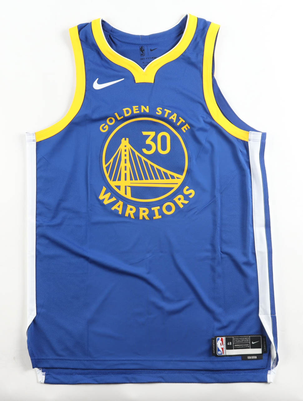 Stephen Curry Signed Warriors Nike Authentic Jersey (JSA) at PristineAuction.com Stephen Curry Signed Warriors Nike Authentic Jersey (JSA) at PristineAuction.com