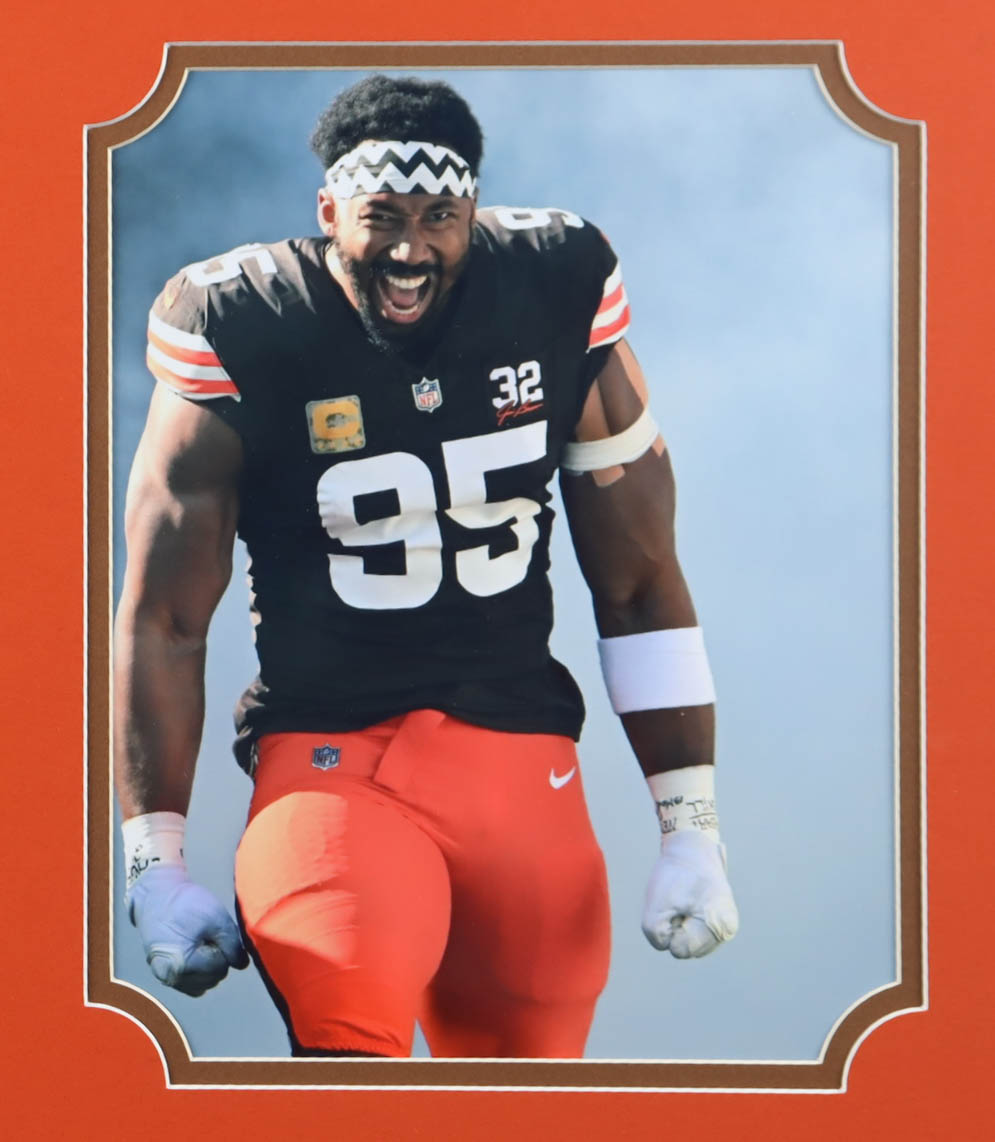 Myles Garrett Signed Browns Custom Framed 2017 Panini Certified Orange #90/199 #136 RC Display (PSA | Auto 10) at PristineAuction.com Myles Garrett Signed Browns Custom Framed 2017 Panini Certified Orange #90/199 #136 RC Display (PSA | Auto 10) at PristineAuction.com