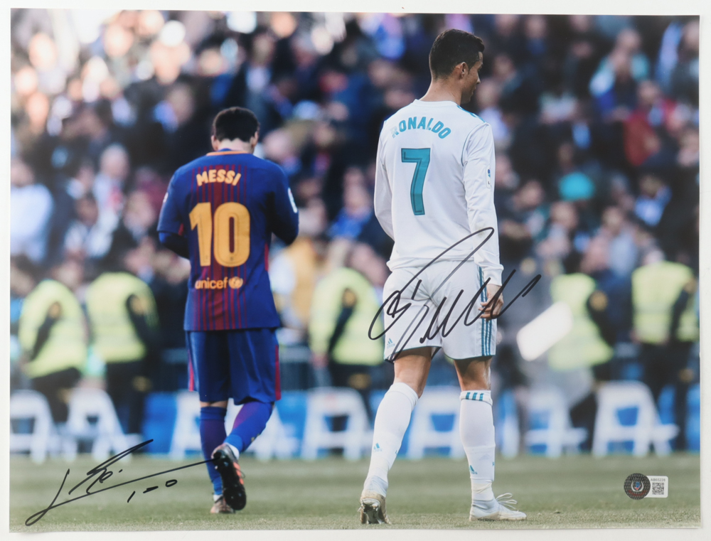 Cristiano Ronaldo & Lionel Messi Signed 12x16 Photo (Beckett) at PristineAuction.com Cristiano Ronaldo & Lionel Messi Signed 12x16 Photo (Beckett) at PristineAuction.com
