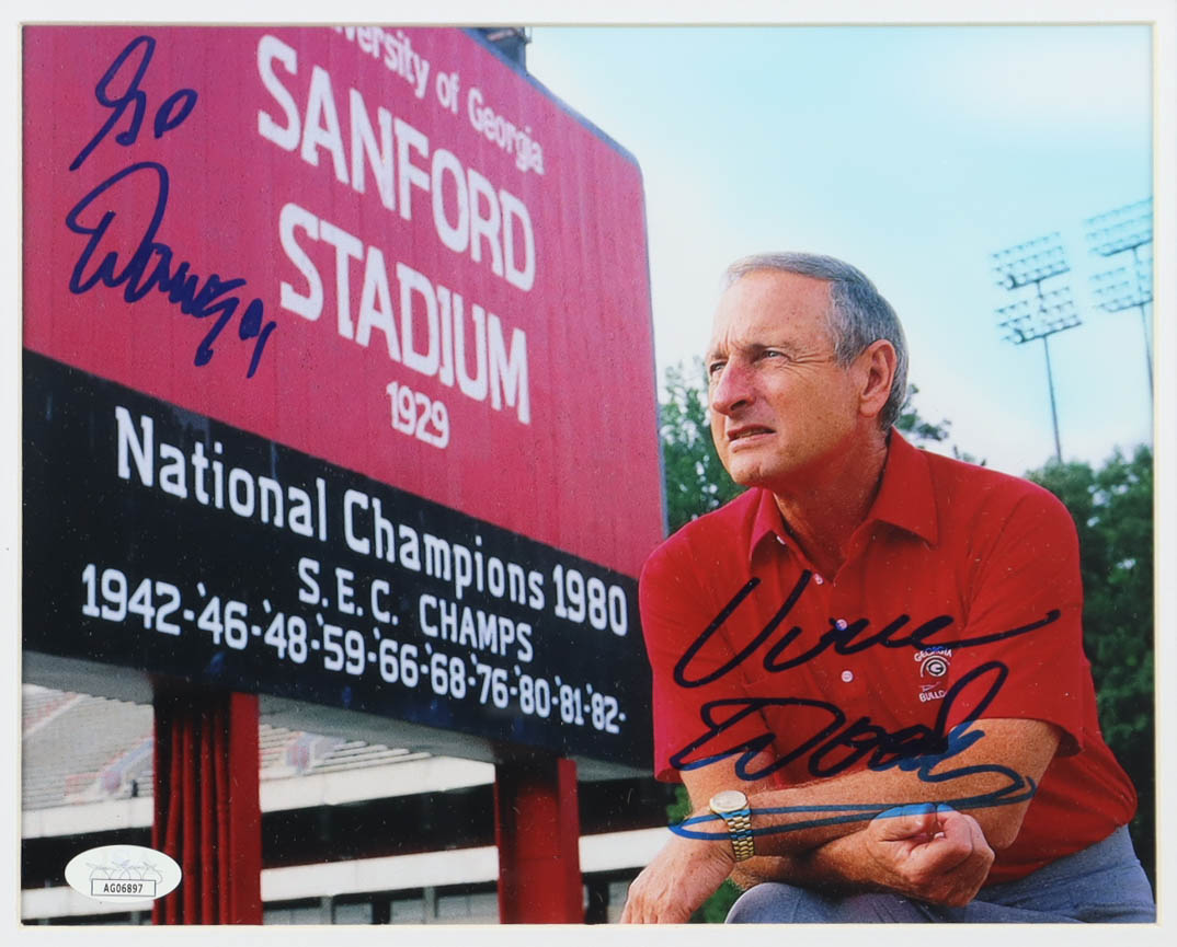 Vince Dooley Signed Georgia Bulldogs Custom Frame Photo (JSA) at PristineAuction.com Vince Dooley Signed Georgia Bulldogs Custom Frame Photo (JSA) at PristineAuction.com