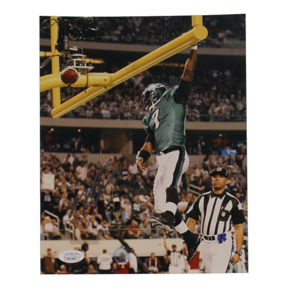 Michael Vick Signed Eagles 8x10 Photo (JSA) at PristineAuction.com