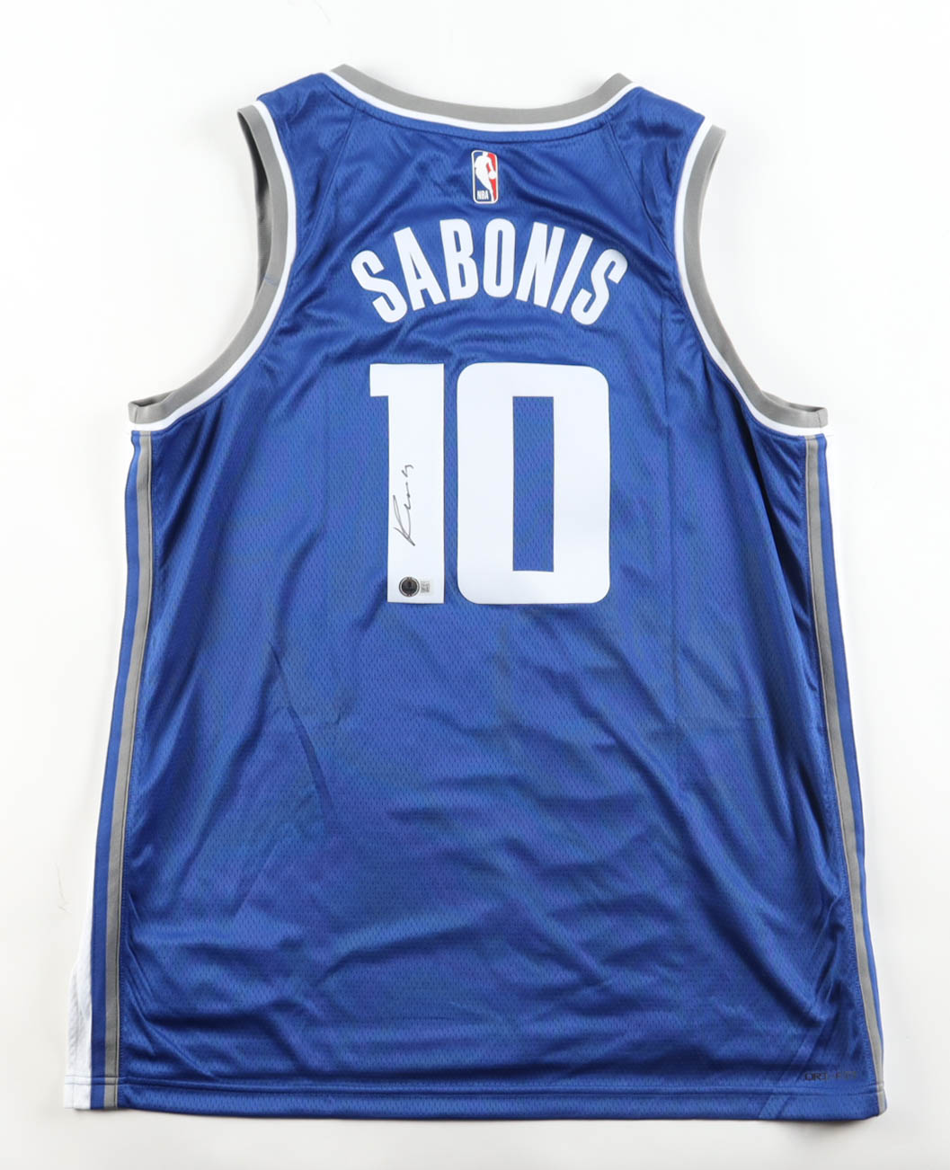 Domantas Sabonis Signed Kings Nike Authentic Jersey (Beckett) at PristineAuction.com Domantas Sabonis Signed Kings Nike Authentic Jersey (Beckett) at PristineAuction.com