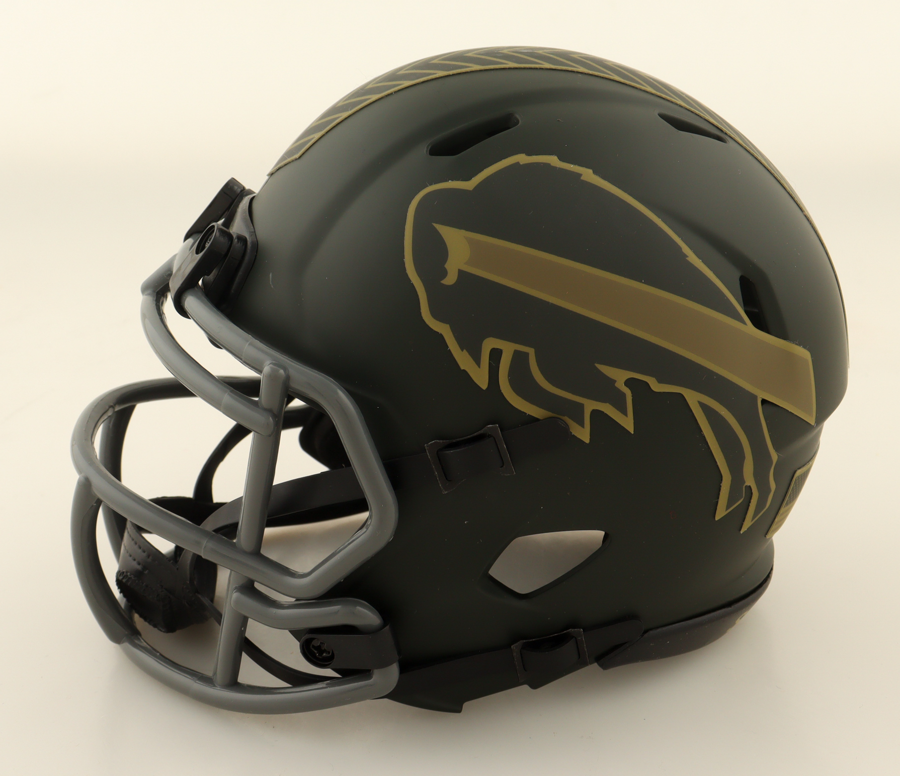 Thurman Thomas Signed Bills Salute To Service Alternate Speed Mini Helmet (Beckett) at PristineAuction.com Thurman Thomas Signed Bills Salute To Service Alternate Speed Mini Helmet (Beckett) at PristineAuction.com