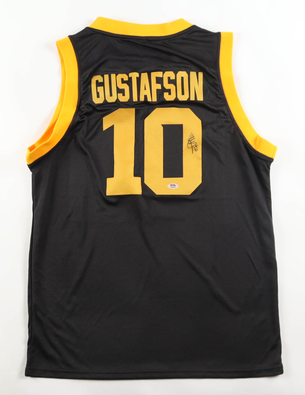 Megan Gustafson Signed Jersey (PSA) at PristineAuction.com Megan Gustafson Signed Jersey (PSA) at PristineAuction.com