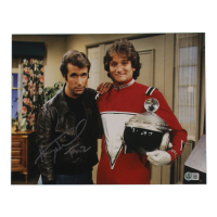 Henry Winkler Signed "Happy Days" 11x14 Photo Inscribed "Fonz" (Beckett) at PristineAuction.com