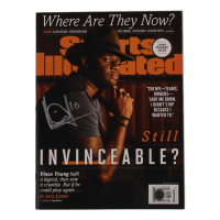 Vince Young Signed 2017 Sports Illustrated Magazine (Beckett) at PristineAuction.com