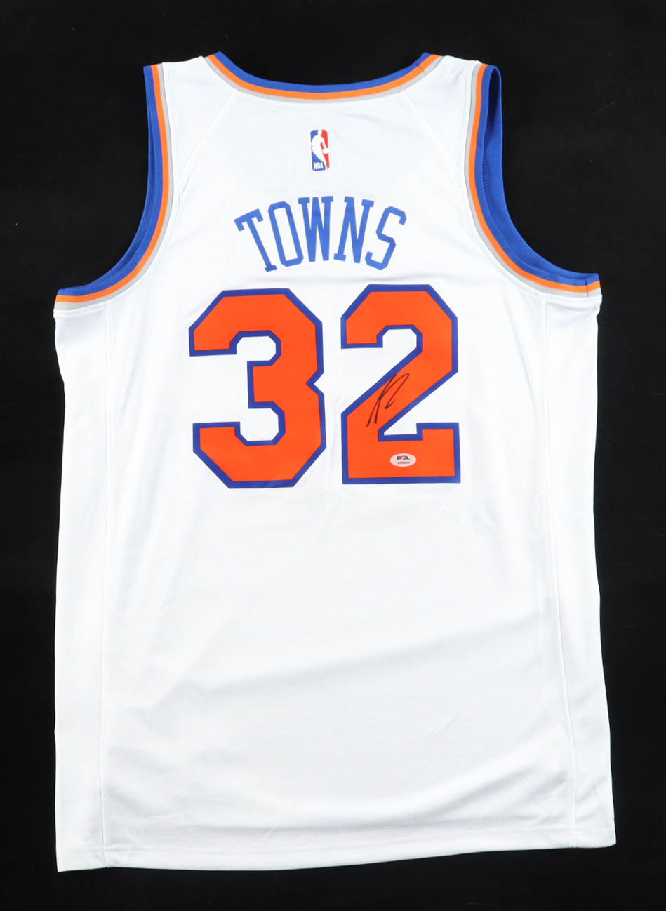 Karl-Anthony Towns Signed Knicks Nike Authentic Jersey (PSA) at PristineAuction.com Karl-Anthony Towns Signed Knicks Nike Authentic Jersey (PSA) at PristineAuction.com