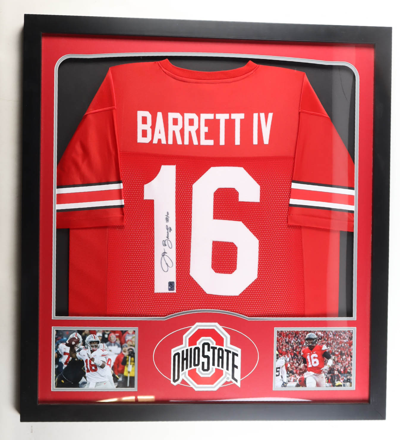 JT Barrett Signed Custom Framed Jersey Display (Barrett) at PristineAuction.com JT Barrett Signed Custom Framed Jersey Display (Barrett) at PristineAuction.com