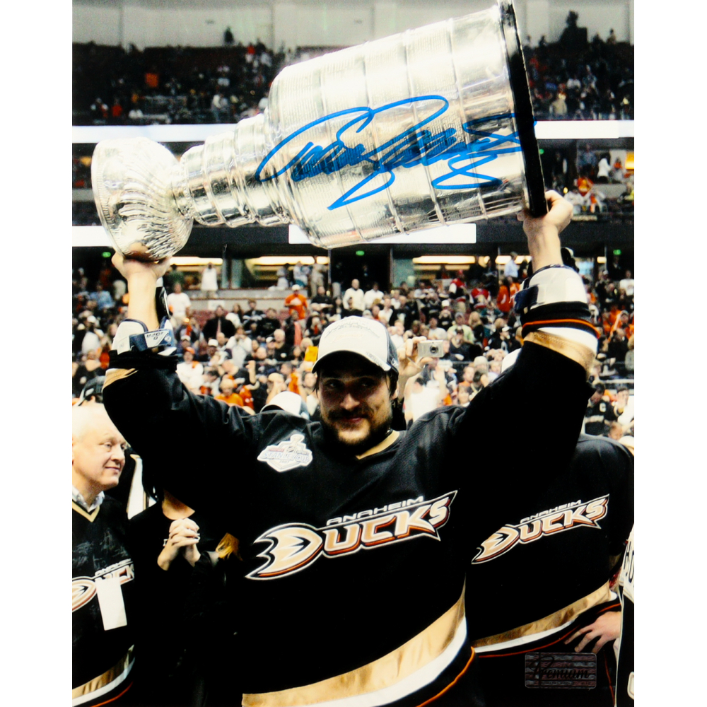 Teemu Selanne Signed Ducks 8x10 Photo (Premium Autographs) at PristineAuction.com