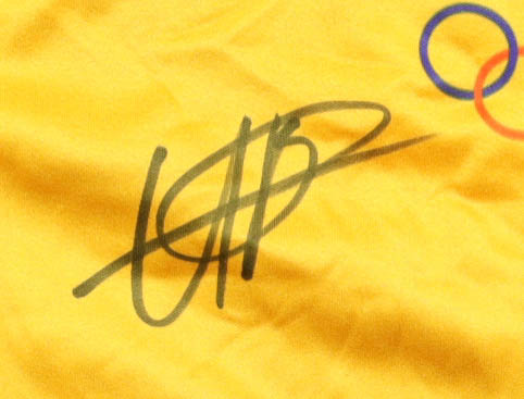 Usain Bolt Signed Jersey (JSA) at PristineAuction.com Usain Bolt Signed Jersey (JSA) at PristineAuction.com