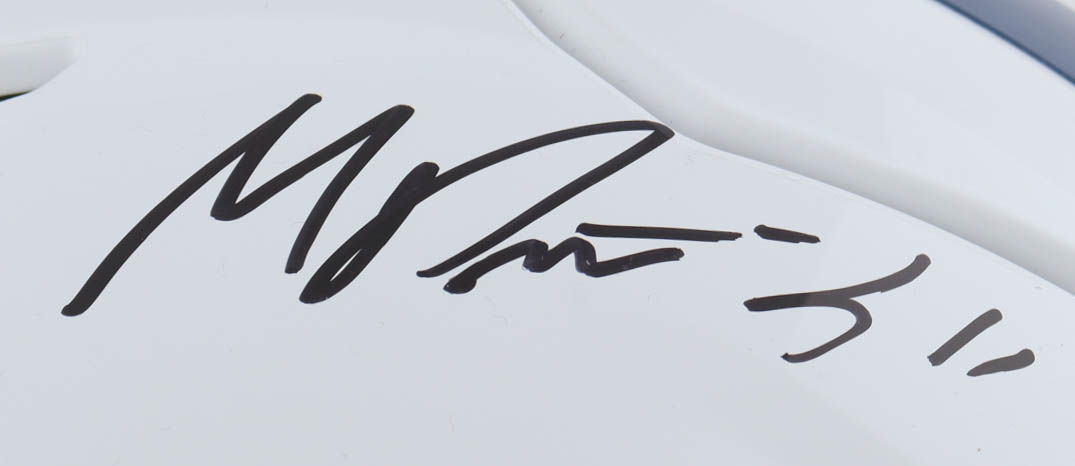 Michael Pittman Jr. Signed Colts Full-Size Authentic On-Field Speed Helmet With Oakley Visor (Beckett) at PristineAuction.com Michael Pittman Jr. Signed Colts Full-Size Authentic On-Field Speed Helmet With Oakley Visor (Beckett) at PristineAuction.com