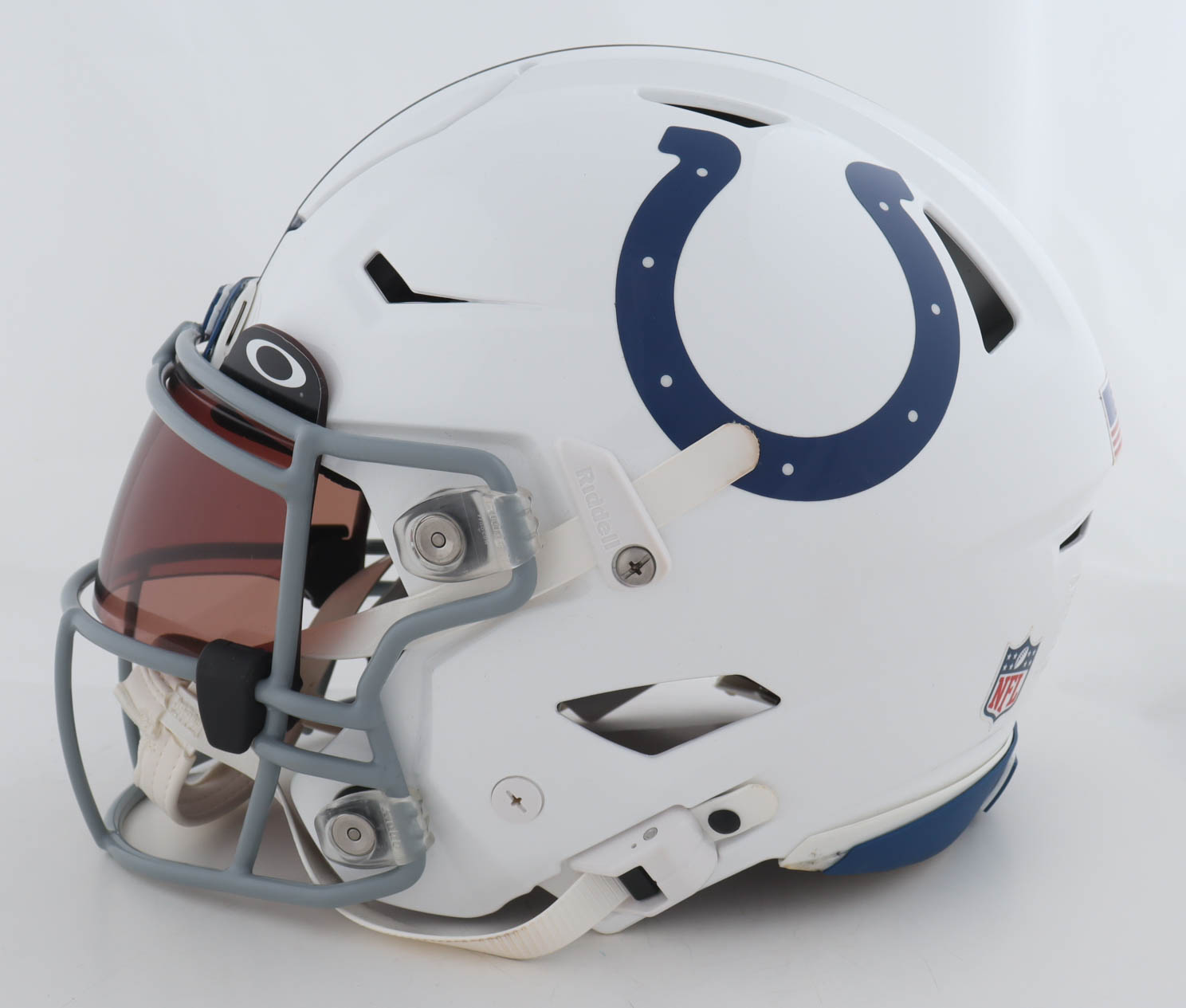 Michael Pittman Jr. Signed Colts Full-Size Authentic On-Field Speed Helmet With Oakley Visor (Beckett) at PristineAuction.com Michael Pittman Jr. Signed Colts Full-Size Authentic On-Field Speed Helmet With Oakley Visor (Beckett) at PristineAuction.com
