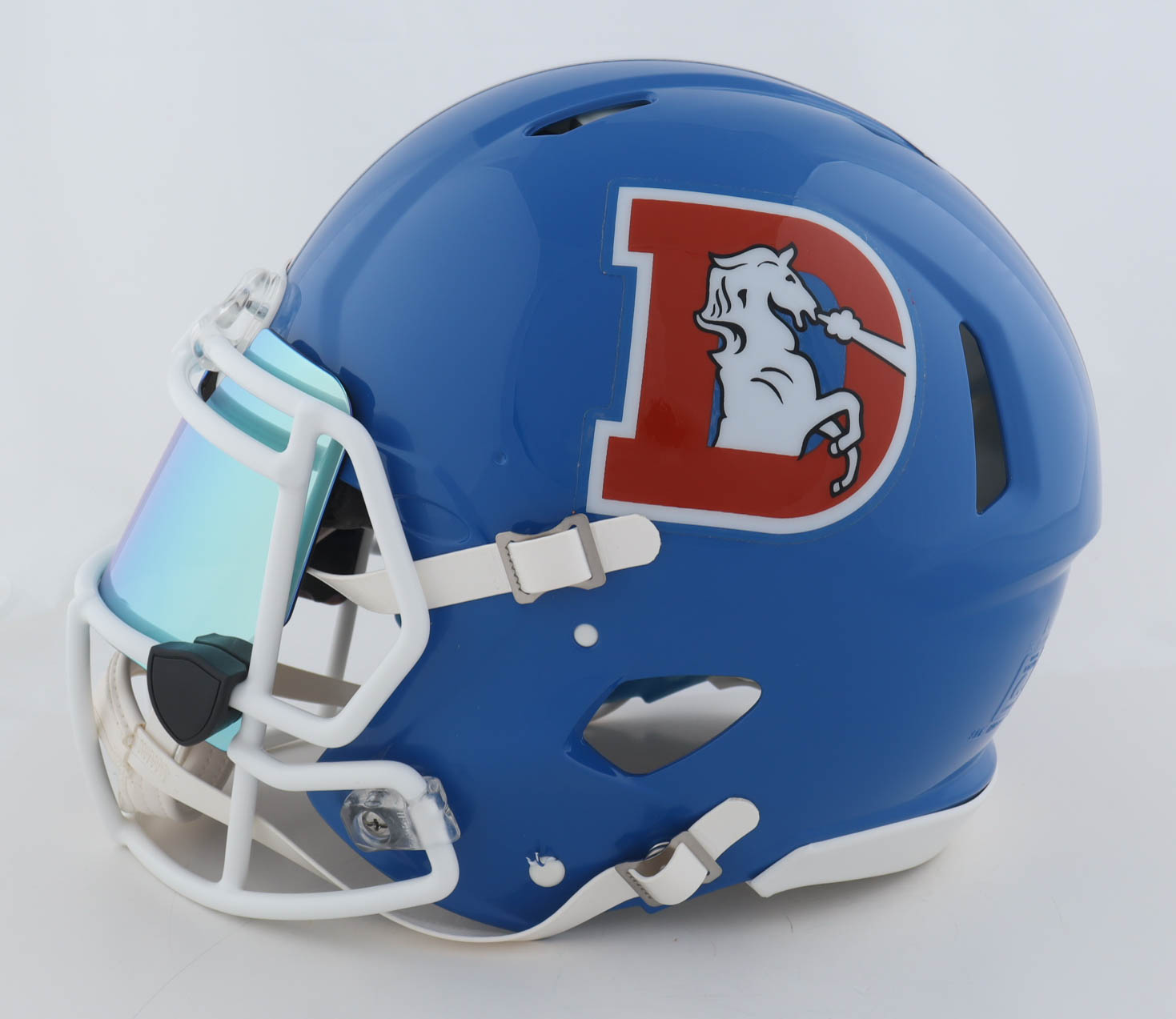 John Elway & Terrell Davis Signed Broncos Full-Size Authentic On-Field Throwback Speed Helmet Inscribed "2x SB Champ" & "98 NFL MVP" (Beckett & Radtke) at PristineAuction.com John Elway & Terrell Davis Signed Broncos Full-Size Authentic On-Field Throwback Speed Helmet Inscribed "2x SB Champ" & "98 NFL MVP" (Beckett & Radtke) at PristineAuction.com