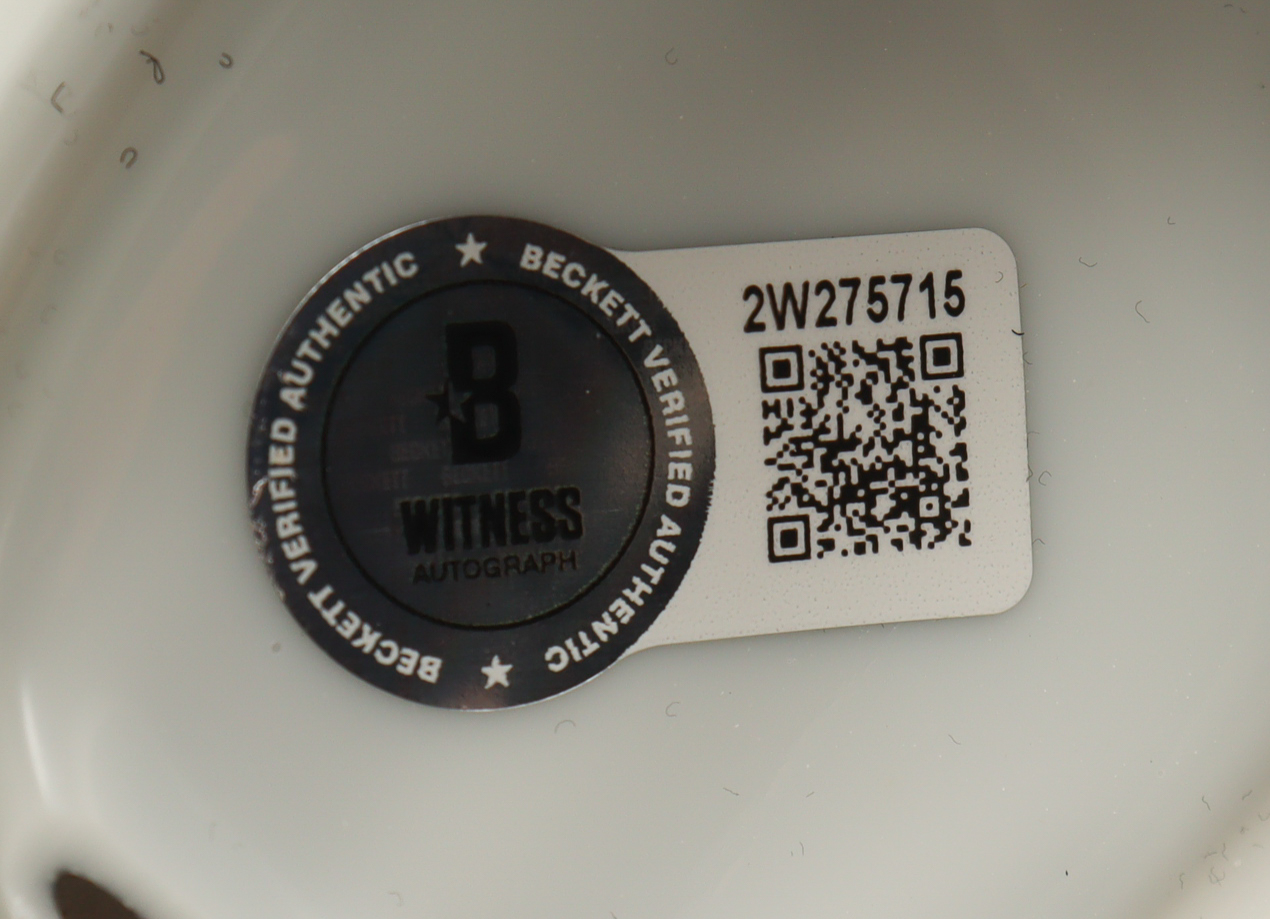 Matthew Lillard & Skeet Ulrich Signed "Scream" Ghostface Mask Inscribed "Stu" & "Billy" (Beckett) at PristineAuction.com Matthew Lillard & Skeet Ulrich Signed "Scream" Ghostface Mask Inscribed "Stu" & "Billy" (Beckett) at PristineAuction.com