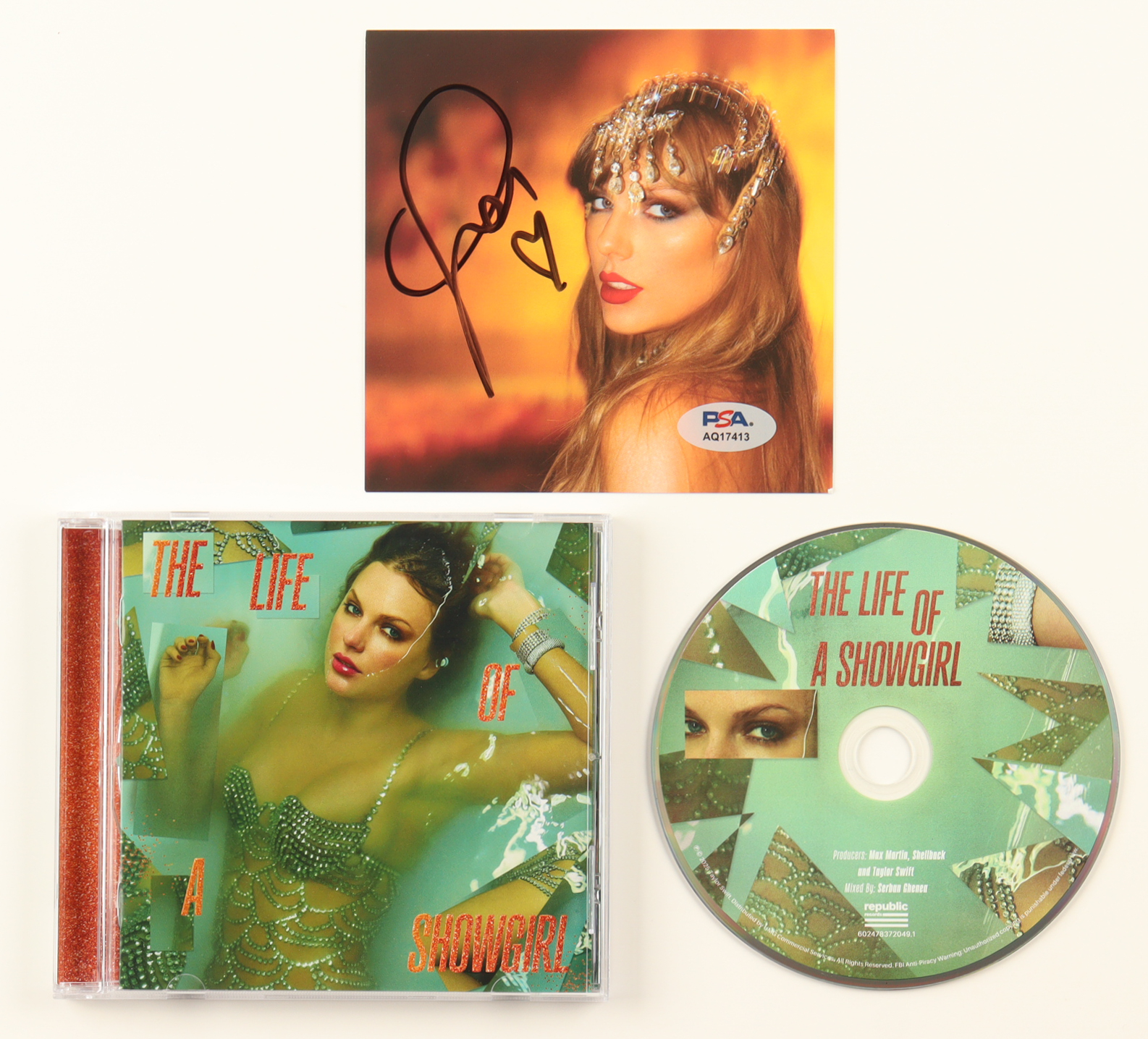 Taylor Swift Signed "The Life of a Showgirl" CD Album Insert (PSA) at PristineAuction.com Taylor Swift Signed "The Life of a Showgirl" CD Album Insert (PSA) at PristineAuction.com