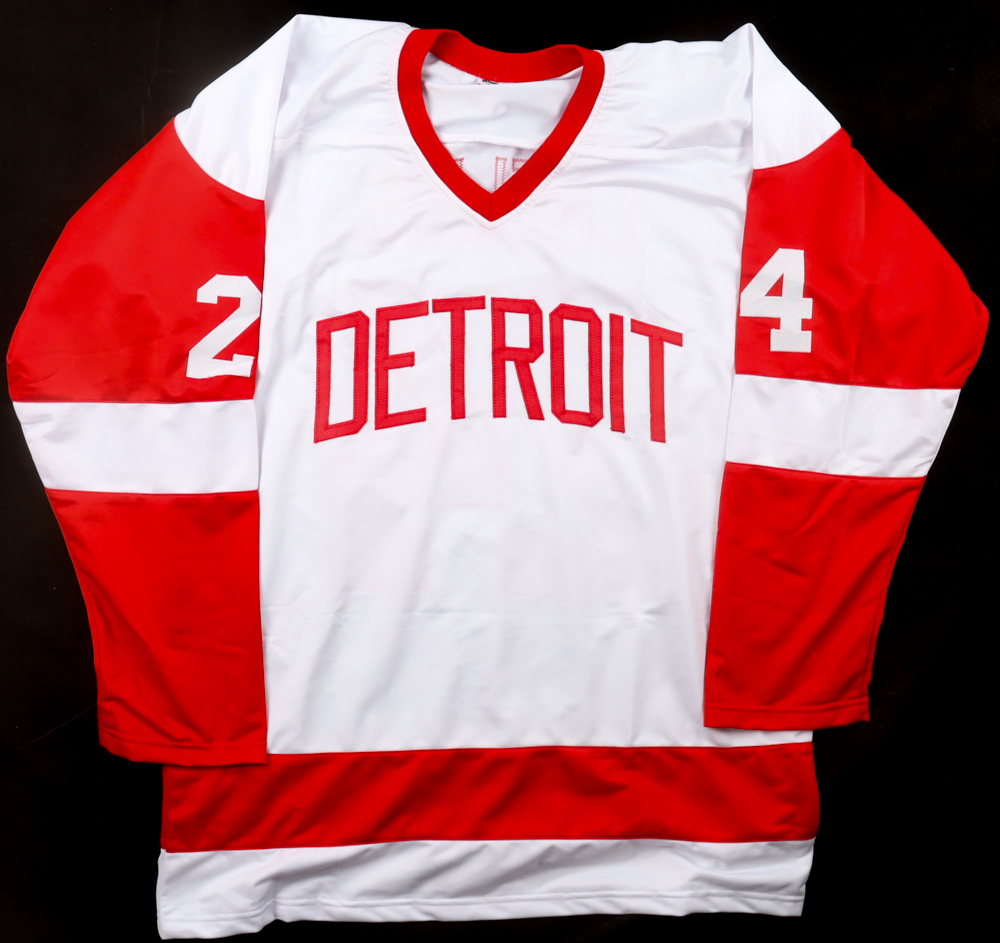 Chris Chelios Signed Jersey (Beckett) at PristineAuction.com Chris Chelios Signed Jersey (Beckett) at PristineAuction.com